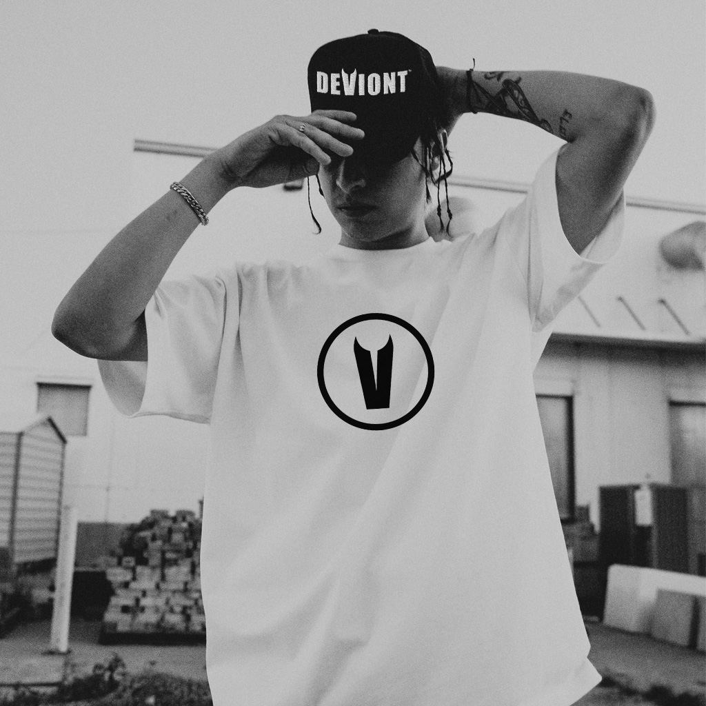 deviont-about-3